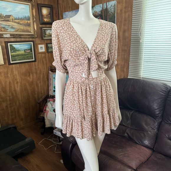 Faithfull the Brand Dresses & Skirts - Faithfull the Brand Margot Tie Front Cutout Dress